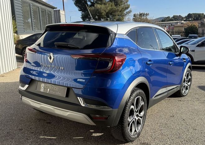 Renault Captur II 1.6 E-TECH HYBRIDE RECHARGEABLE 160CH Bleu de 2021
