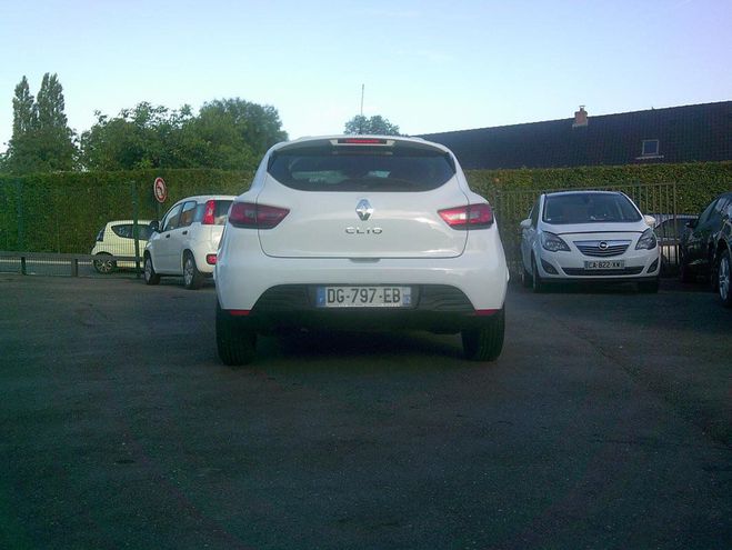 Renault Clio 1.2l 16v 75cv laureate (2014) Blanc de 2014