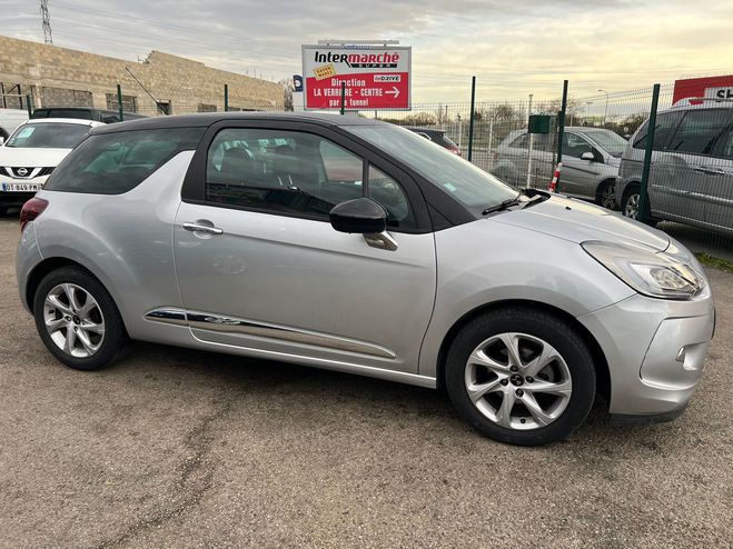 Citroen DS3 (2) 1.6 BLUEHDI 100 CONNECTED CHIC MANUE Gris de 2017