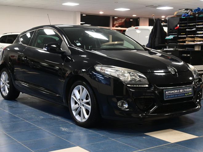 Renault Megane III COUPE dCi 110 FAP Energy eco2 Dynami Noir de 2012