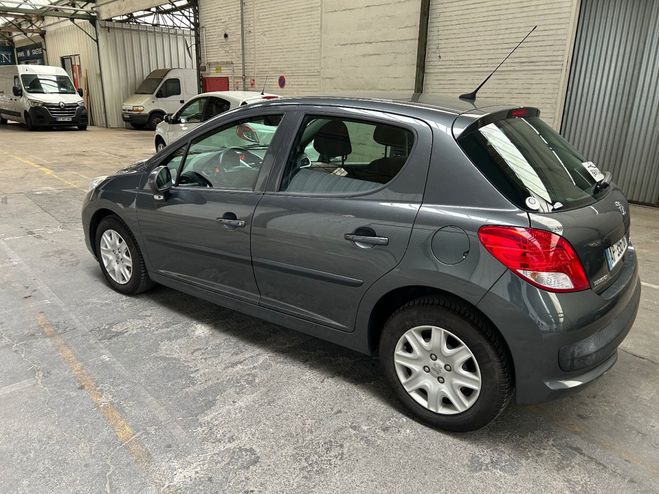 Peugeot 207 1.4L 95 AVTIVE - 5490?  de 2010