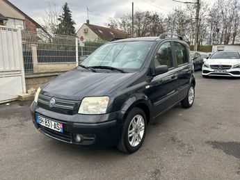  Voir d&eacute;tails -Fiat Panda 1.2 8V 60ch Emotion &agrave; Villeneuve-Saint-Georges (94)