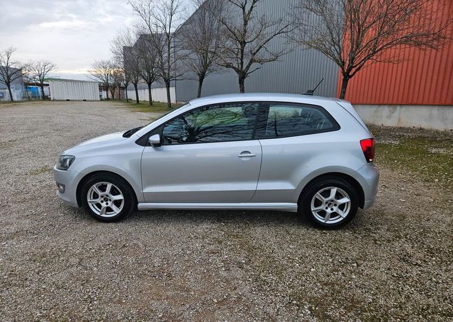 Volkswagen Polo 1.2 TDI 75ch Trendline BlueMotion Tr�s B Gris de 2011