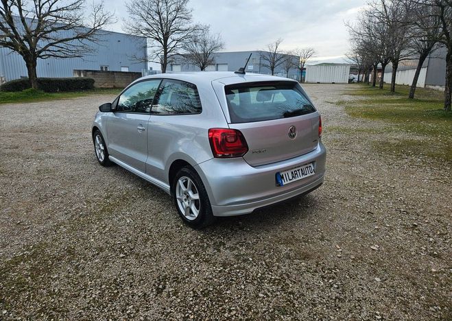 Volkswagen Polo 1.2 TDI 75ch Trendline BlueMotion Tr�s B Gris de 2011