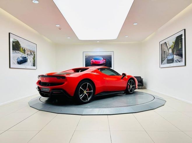 Ferrari 296 GTB Hybride Rouge de 2025