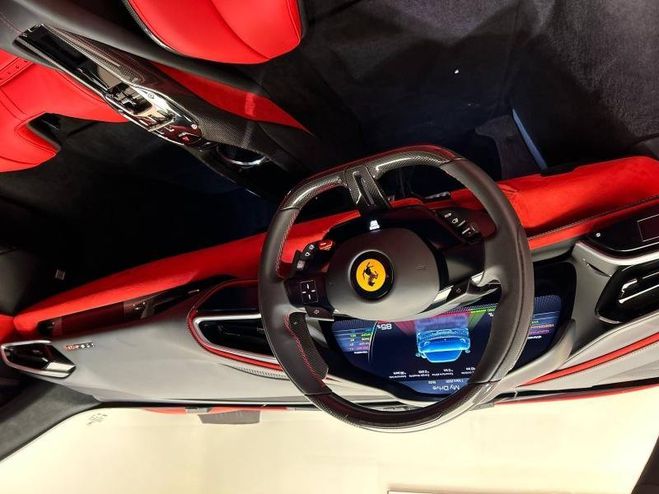 Ferrari 296 GTB Hybride Rouge de 2025