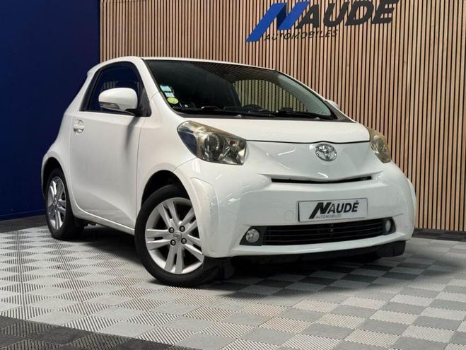 Toyota Iq 1.3 VVT-i 100 CH Stop & Start iQ� BLANC de 2009