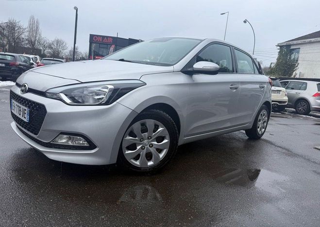 Hyundai I20 1.1 CRDI 75 CREATIVE Beige de 2016
