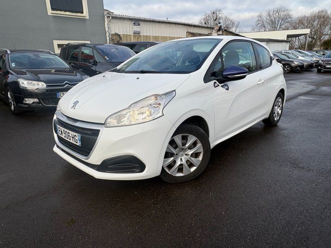 Peugeot 208 1.2 68 LIKE Blanc de 2018
