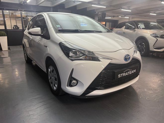 Toyota Yaris Hybrid France Business CVT Blanc de 2019