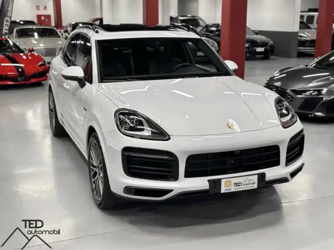 Porsche Cayenne E-Hybrid Platinum Edition 462cv  de 2022