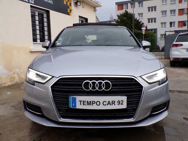 Audi A3 Sportback 1.4 TFSI COD 150 S tronic 7 De GRIS de 2017