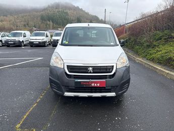  Voir d&eacute;tails -Peugeot Partner STANDARD 1.6 BLUEHDI 100CH PRO &agrave; Murat (15)