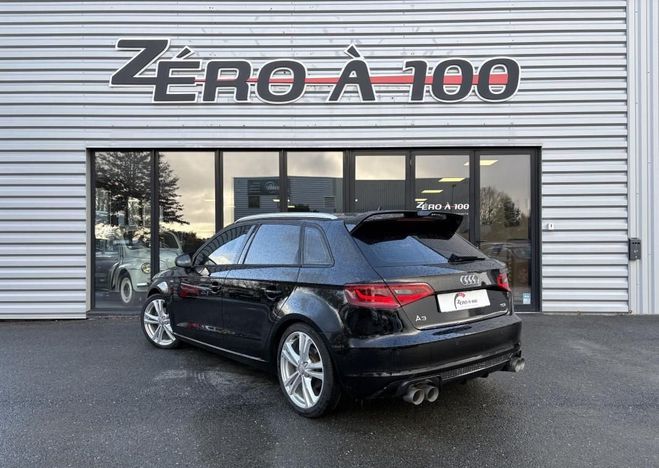 Audi A3 2L TDI 150 S line ( Eclairage d'ambiance Noir de 2014