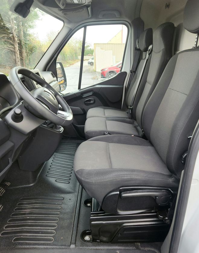 Renault Master Phase 3 L2H2 3.3T 2.3 dCi 16V Blanc de 2022