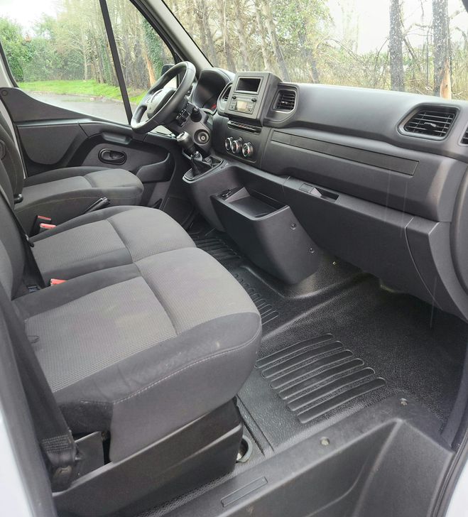 Renault Master Phase 3 L2H2 3.3T 2.3 dCi 16V Blanc de 2022