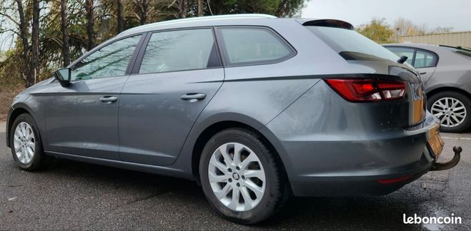 Seat Leon 1.6 tdi 105ch Gris de 2015