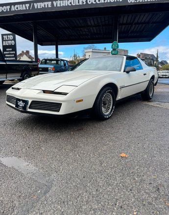  Voir d&eacute;tails -Pontiac Firebird trans am 5.0 v8 &agrave; Breteuil (60)