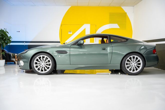 Aston martin Vanquish   de 2002