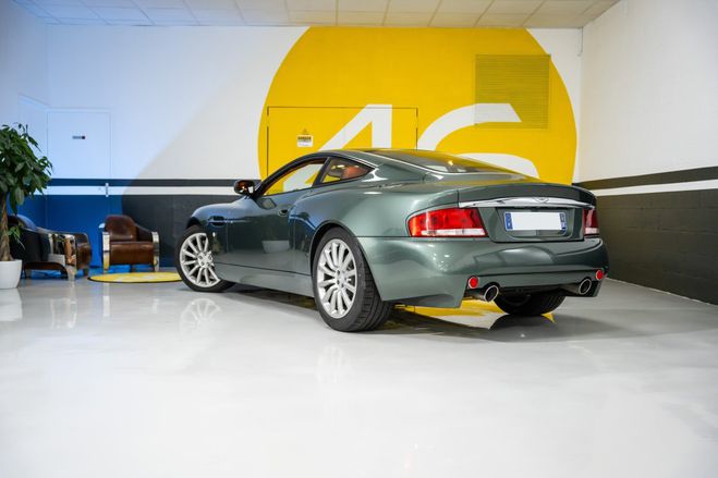 Aston martin Vanquish   de 2002
