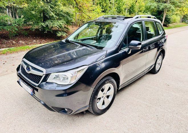 Subaru Forester 2.0 D 147 CH 4WD 4x4 AUTOMATIQUE Gris de 2015