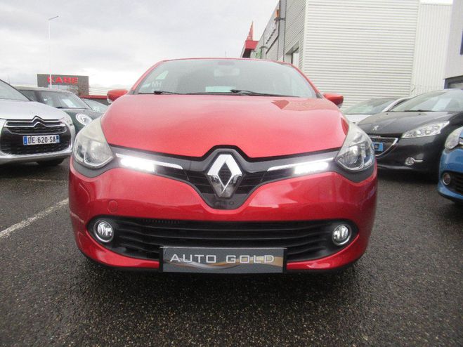 Renault Clio IV TCe 90 Energy eco2 Intens Rouge de 2015