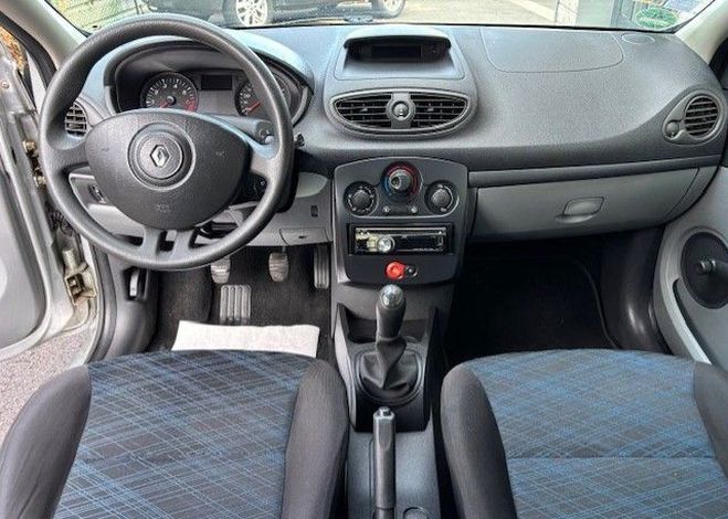 Renault Clio iii 1.2 16v 75 authentique 3p Gris de 2007