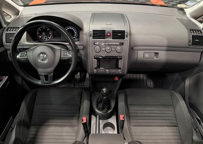 Volkswagen Touran cup 1.6 tdi bluemotion 105ch 7 places at Gris de 2014