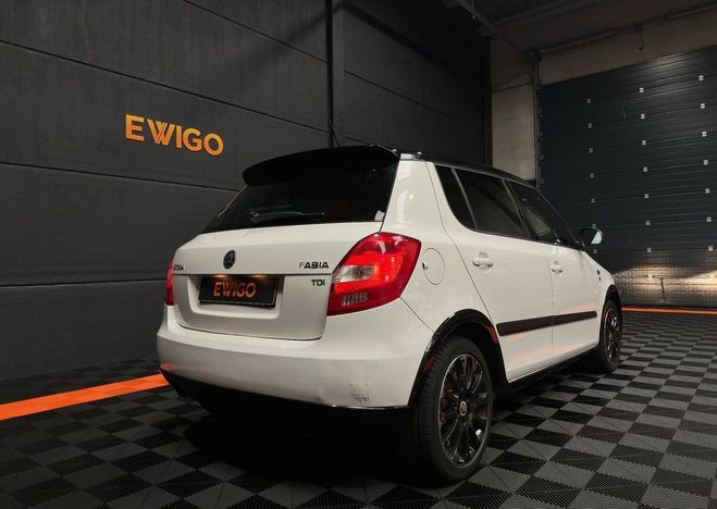 Skoda Fabia 1.6 tdi 75ch active monte carlo entretie Blanc de 2013