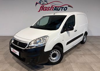  Voir d&eacute;tails -Peugeot Partner PHASE 2 1.6 HDi 90cv-3 PLACES-2016 &agrave; Gerzat (63)