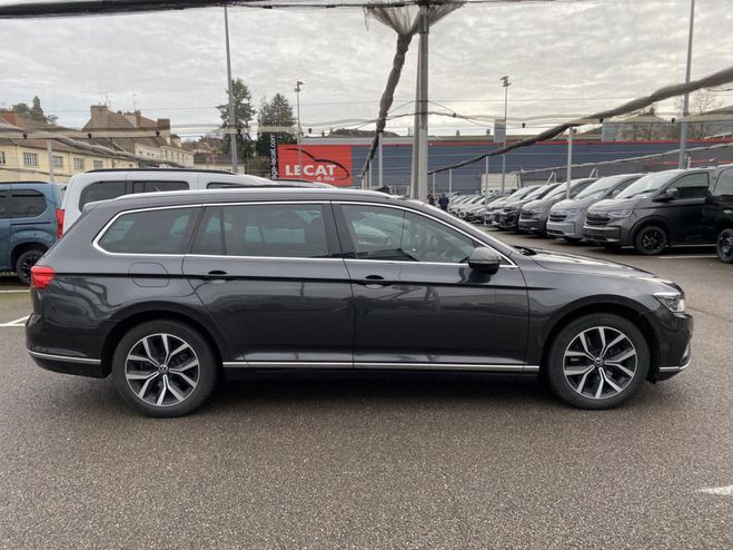 Volkswagen Passat VIII (2) SW 2.0 TDI 200 ELEGANCE 4MOTION Gris m�tallis� de 2022