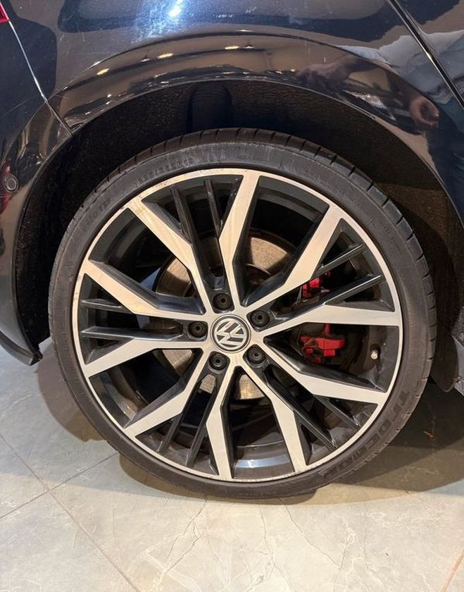 Volkswagen Golf VII 2.0 TSI 220 BLUEMOTION TECHNOLOGY GT Noir de 2014