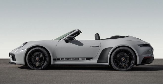 Porsche 911 992 GTS cabriolet lift carbone Craie de 2022