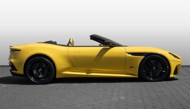 Aston martin DBS Volante Superleggera full carbone INT/EX Jaune givr�e de 2022