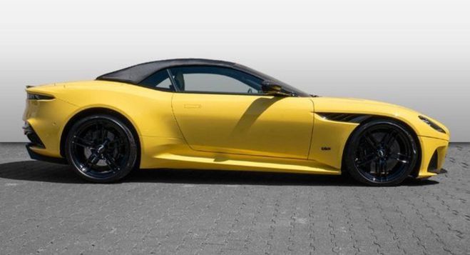 Aston martin DBS Volante Superleggera full carbone INT/EX Jaune givr�e de 2022