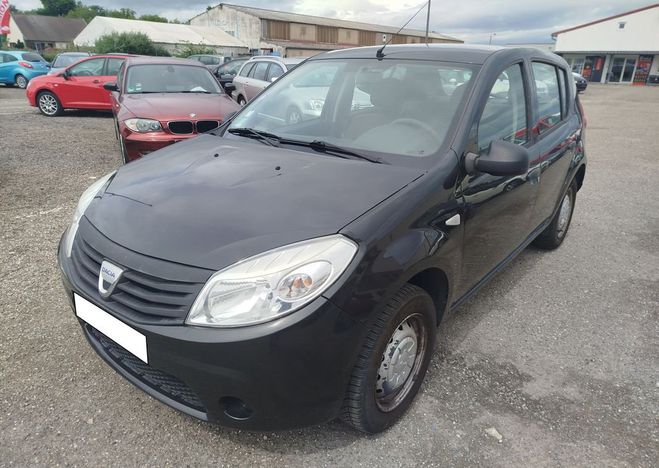 Cliquer pour voir la photo suivante Dacia Sandero 1.4 MPI 75ch GPL Noir de 2010