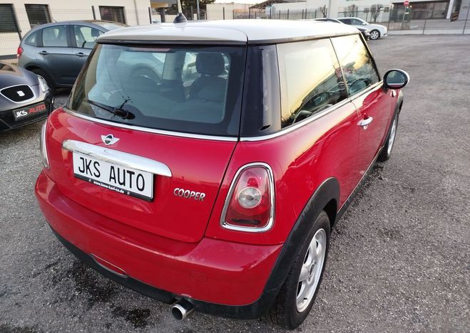Mini One 2 (R56) Cooper 1.6 i 16V 120cv Rouge de 2007