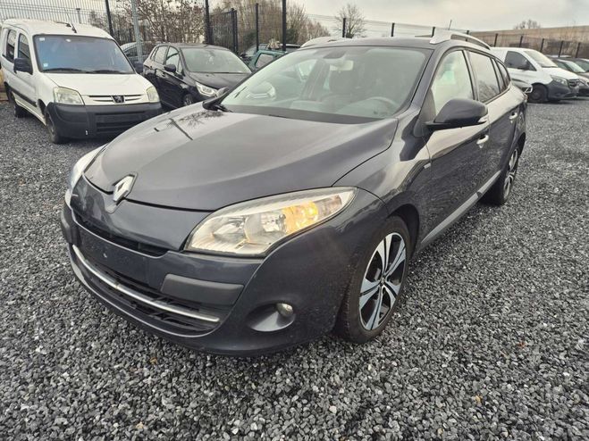 Renault Megane SW 1.5 dCi Bose Edition --MARCHAND OU EX Gris de 