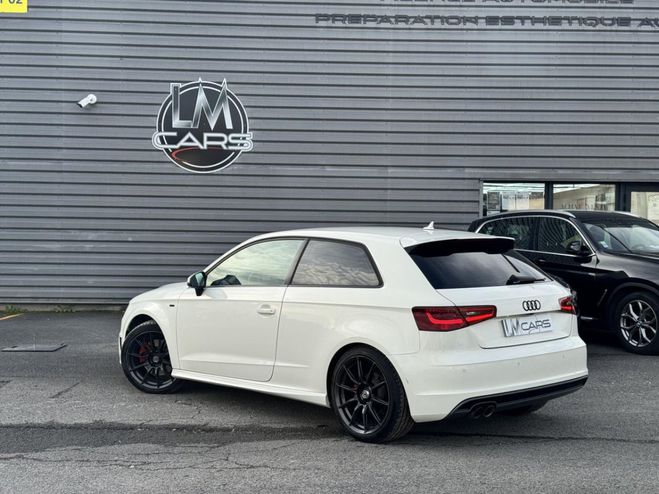 Audi A3 Quattro 2.0 TDI - 184 - BV S-Tronic S-li BLANC de 2015