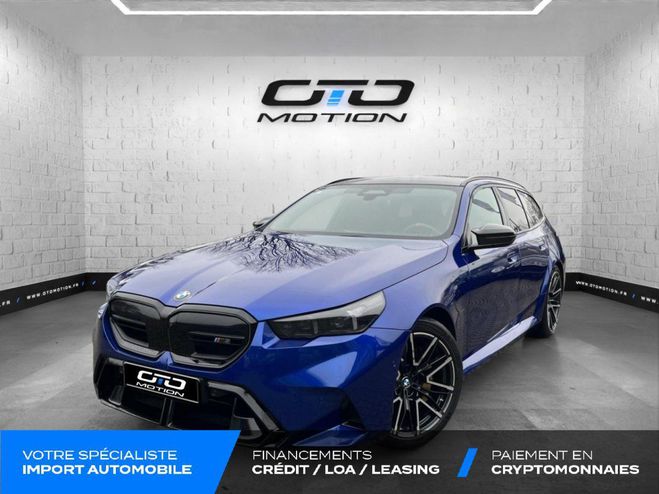 BMW M5 TOURING PHEV 727 ch BVA8 G99 Bleu Marina Bay de 2024