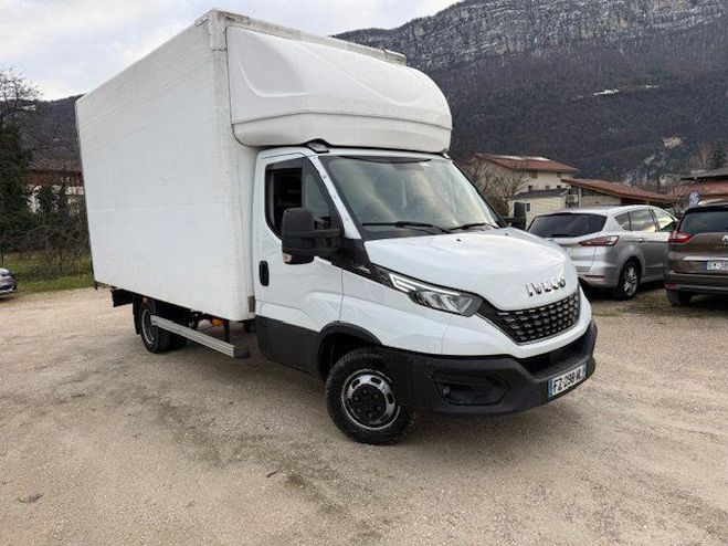 Iveco Daily 35C18 BOITE AUTO 23M3 BLANC de 2021