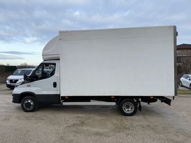 Iveco Daily 35C18 BOITE AUTO 23M3 BLANC de 2021