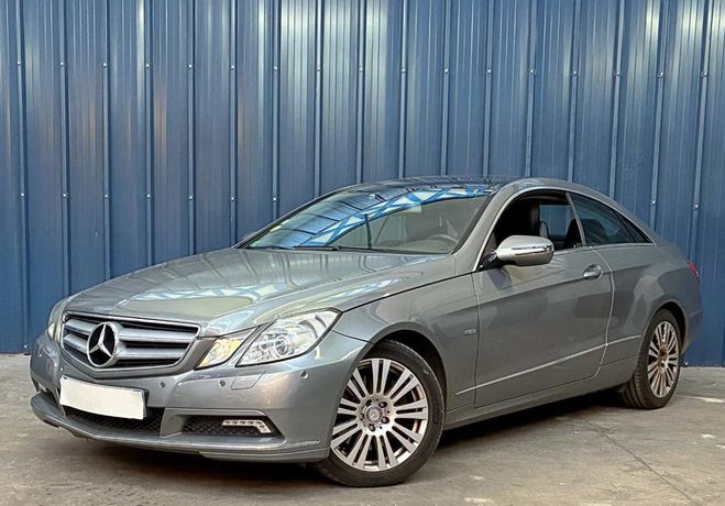 Mercedes Classe E E350 V6 Boite automatique - Garantie 1 a Gris de 2009