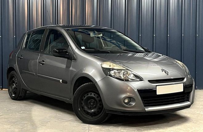 Renault Clio 1.2 75ch 20EME anniversaire �dition Tomt Gris de 2011