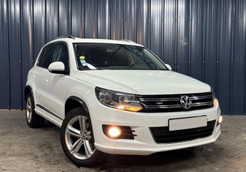  Voir d&eacute;tails -Volkswagen Tiguan 2.0 TDI 110 R-LINE - Garanti 1 an - Toit &agrave; Halluin (59)