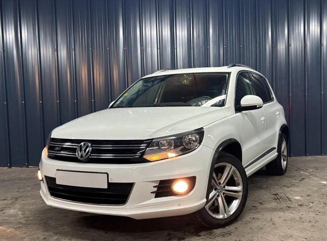 Volkswagen Tiguan 2.0 TDI 110 R-LINE - Garanti 1 an - Toit Blanc de 2016