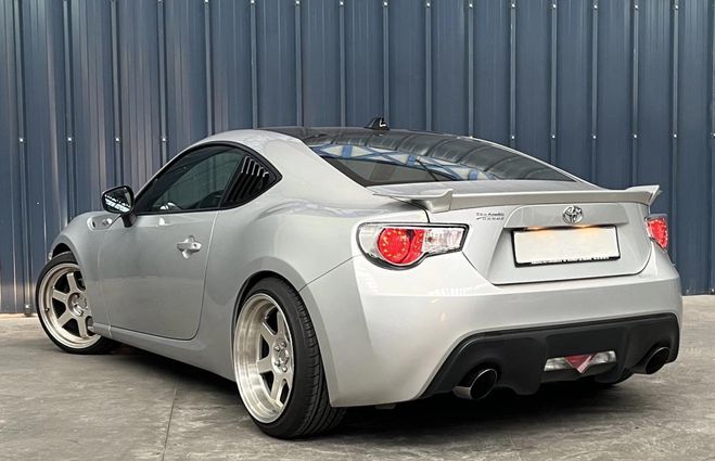 Toyota GT86 2.0 D-4S 200 - Garantie 1 An - Superbe E Gris de 2013