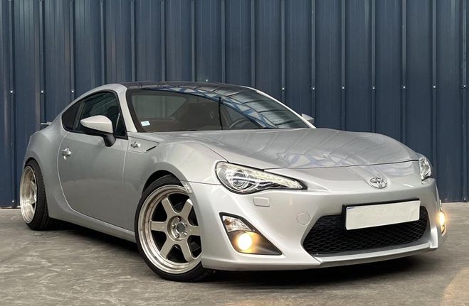 Toyota GT86 2.0 D-4S 200 - Garantie 1 An - Superbe E Gris de 2013