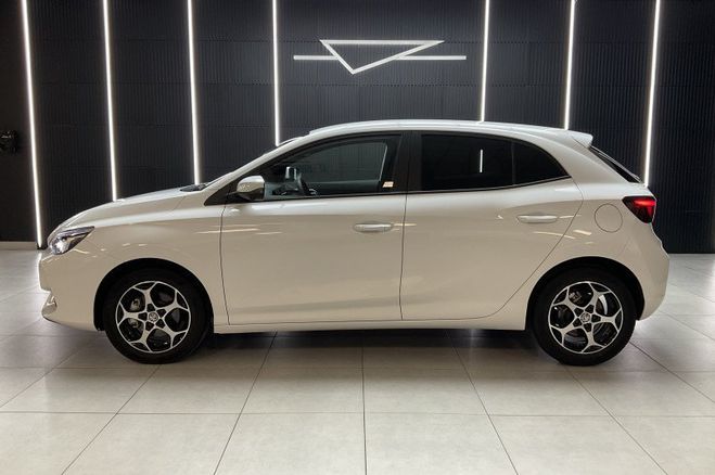 MG MG3 1.5 HYBRID   LUXURY 195 Blanc de 