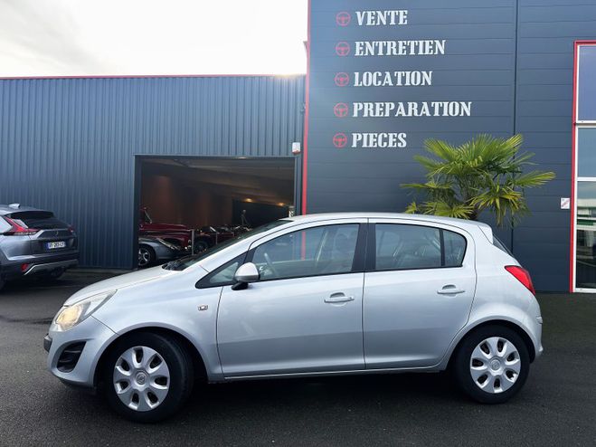 Opel Corsa 1.2 Twinport Essentia 5p 2014  de 2014